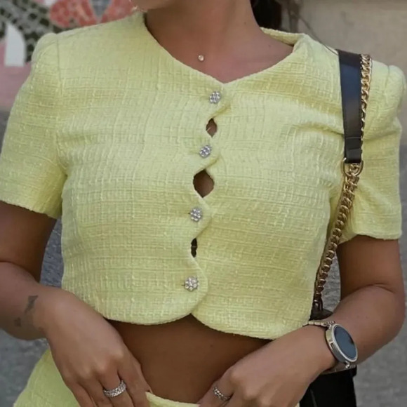 ZARA TEXTURED CROP JACKET  - Picture 1 of 15
